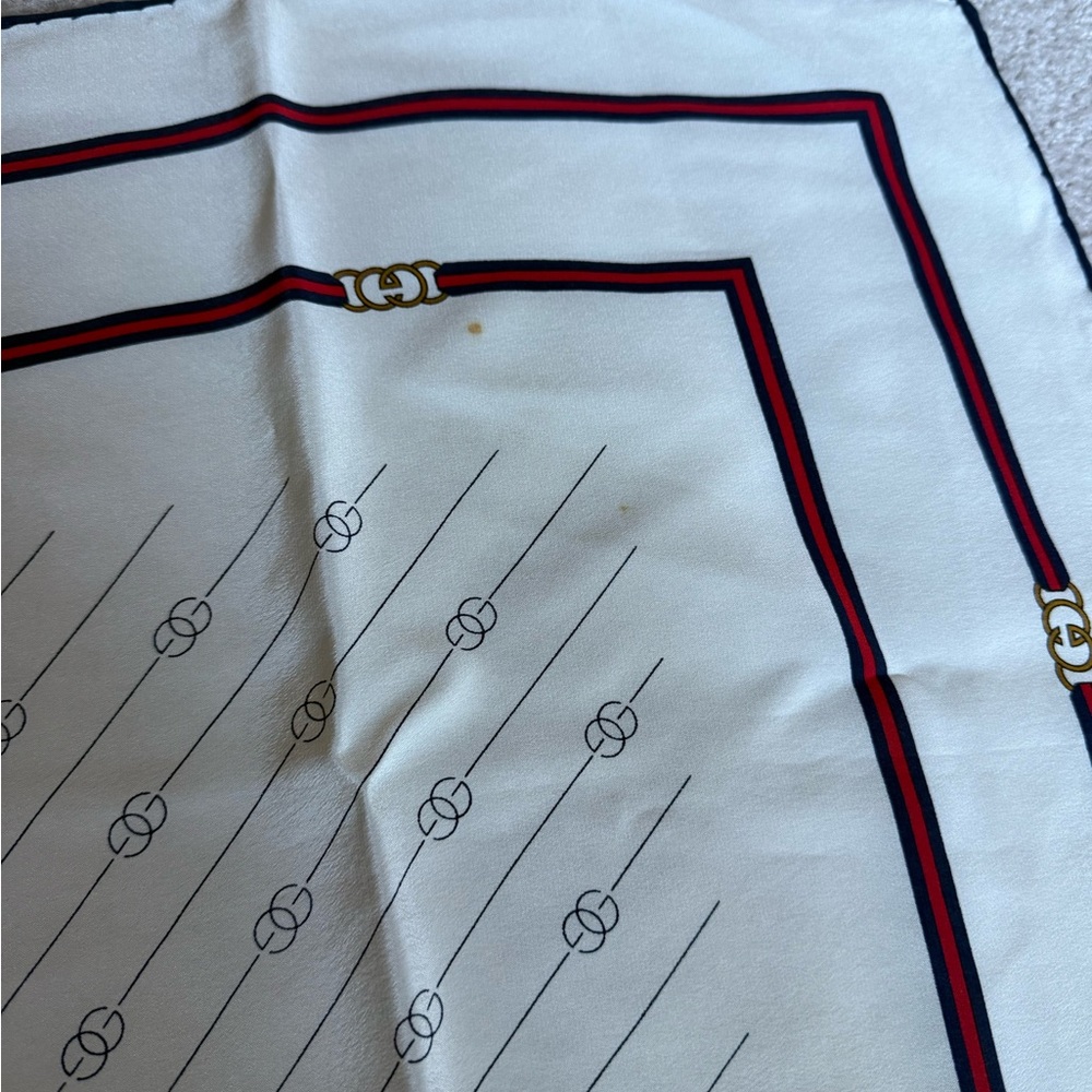 Gucci 100% Silk Scarf - Picture 8 of 10